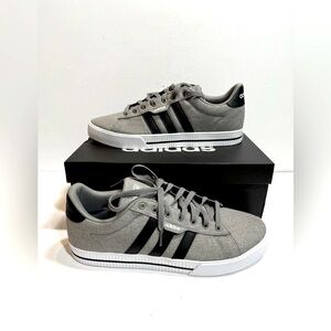 MEN'S ADIDAS DAILY 3.0 SHOES | SIZE 9 | GREY/BLACK/WHITE | BRAND NEW IN BOX!